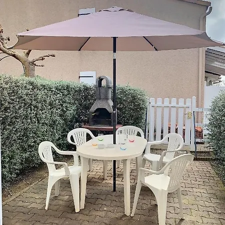 Tatil Evi A 450M De La Plage - Agreable Pavillon Avec Pisicine Commune