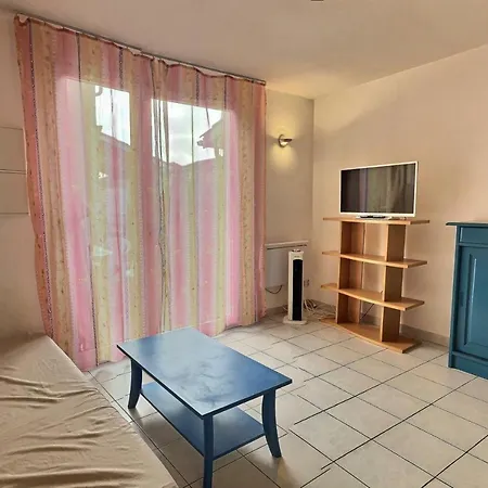 Tatil Evi A 450M De La Plage - Agreable Pavillon Avec Pisicine Commune *